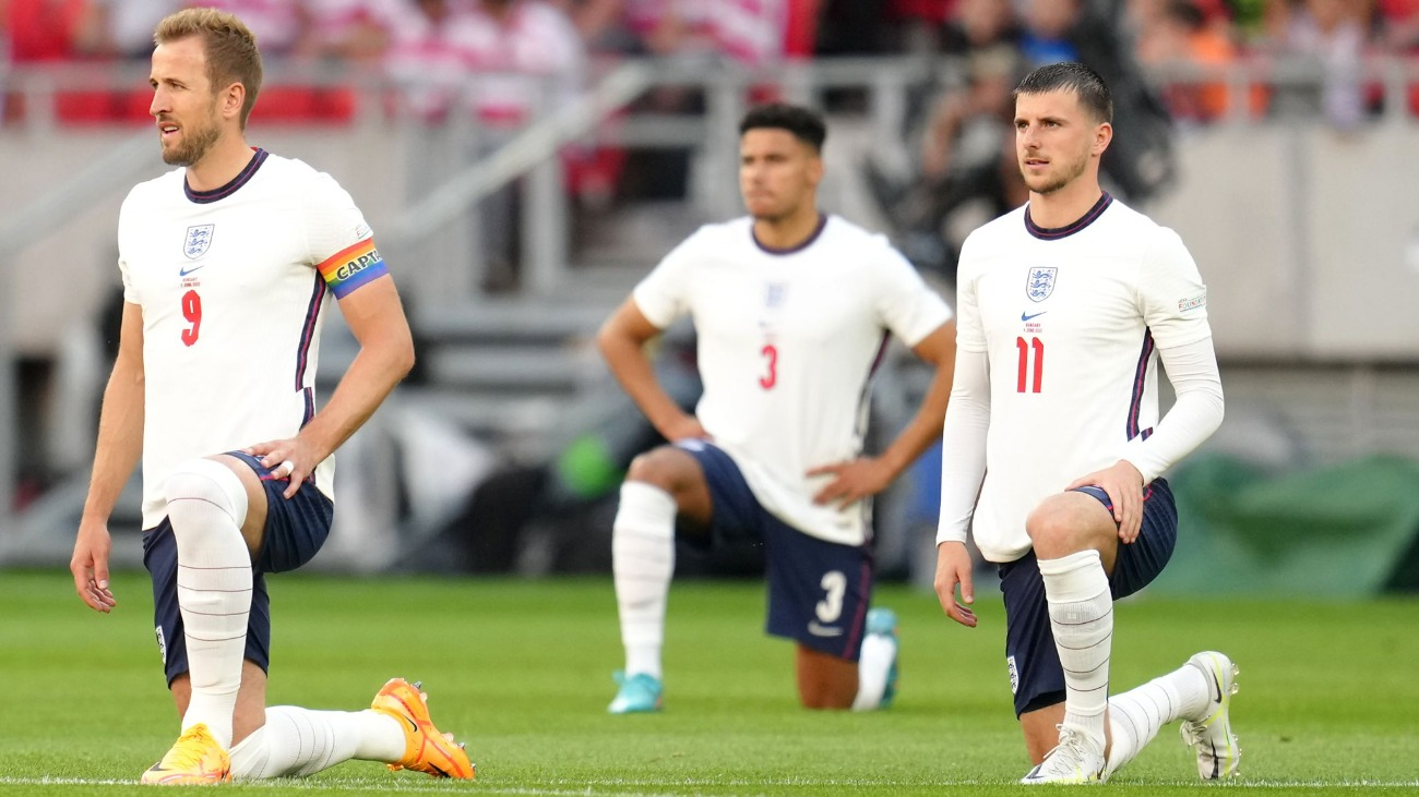 England announced for knee