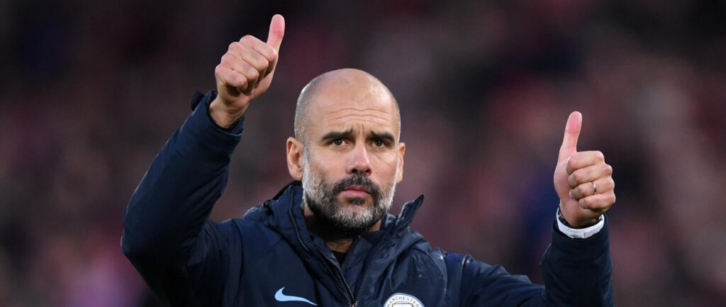 renews Manchester City contract