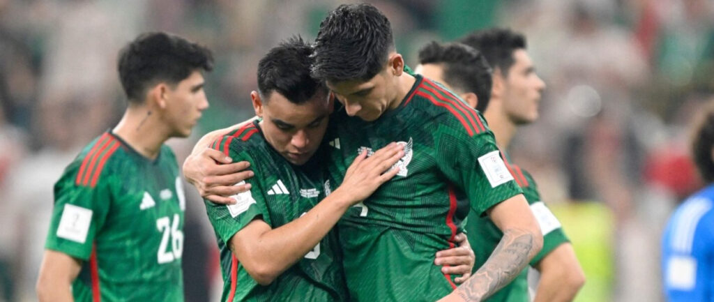 Mexican national team players react to World Cup elimination