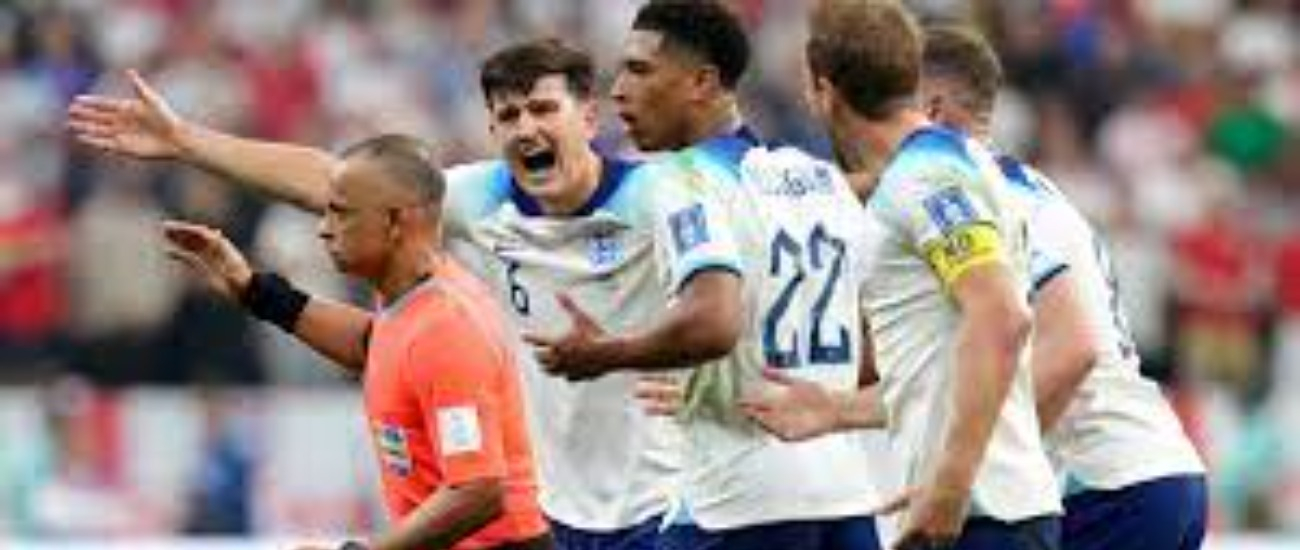 Gary Neville fumes at 'joke of a referee' after England World Cup exit