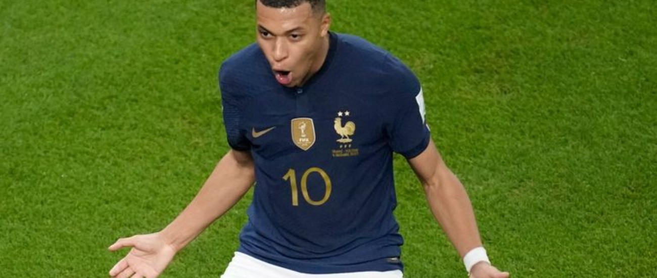 Kylian Mbappe is not training for the France-England World Cup match